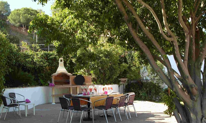 Pinos de Alhaurin Villa | Villa with 11 bedrooms, Private Pool, near Restaurants & Golf.