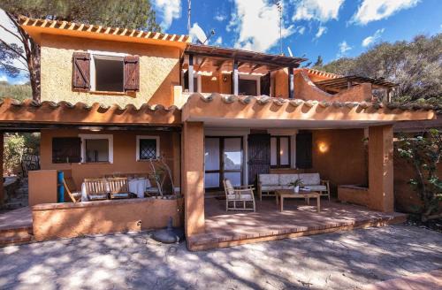 Torre delle Stelle Villa | Villa with Jacuzzi in Torre Delle Stelle