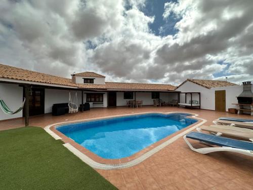 Antigua Villa | Villa with pool in the centre of Fuerteventura