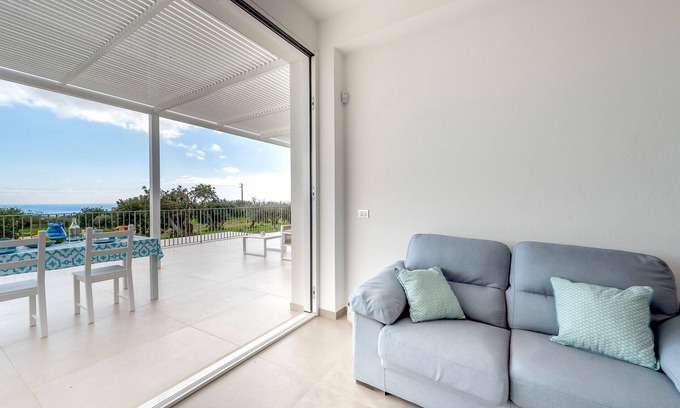 Modica Villa | Villa with pool with panoramic view on the sea and the countryside