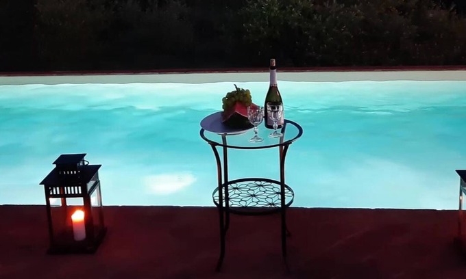 Pontedera House | VILLA WITH PRIVATE HEATED POOL