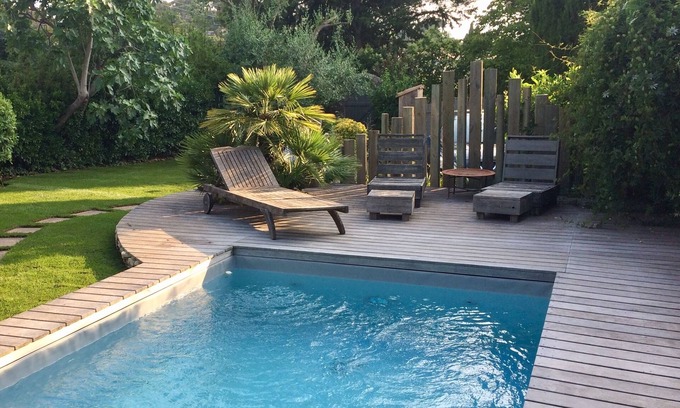 Le Mourillon Villa | Villa with private pool and landscaped garden near beaches and cap brun corniche