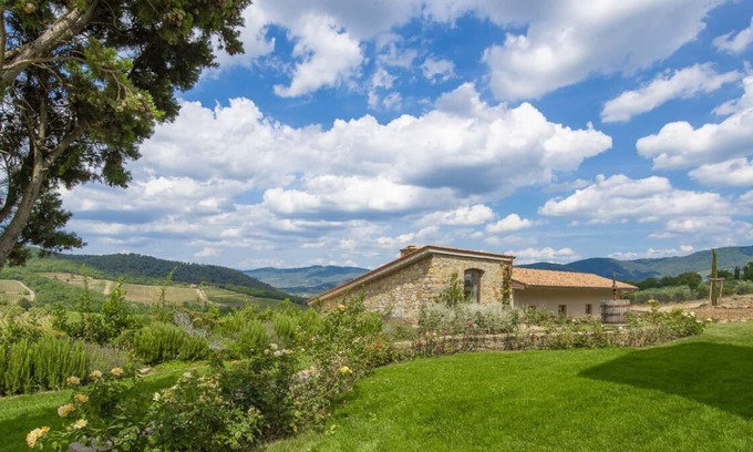 Panzano in Chianti Villa | Villa with swimming pool in Tuscany