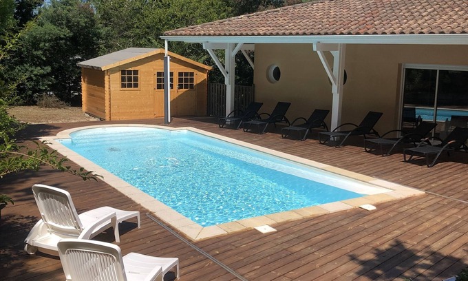 Biscarrosse Villa | Villa with swimming pool access Golf and Lake on foot Near ocean