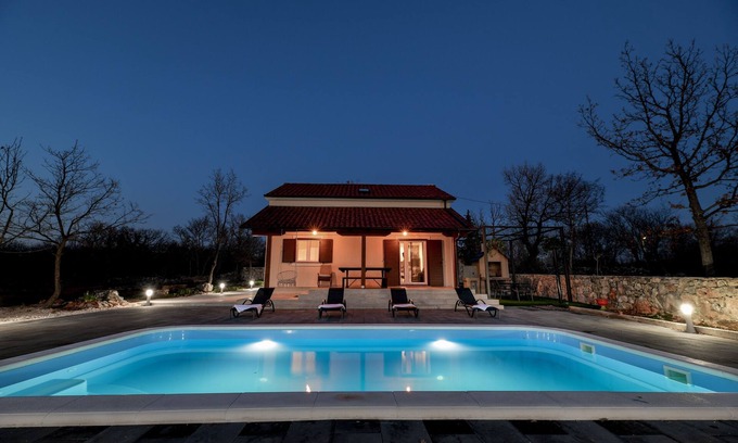 Oklaj Villa | Villa Zen Promona in untouched nature in the heart of NP Krka