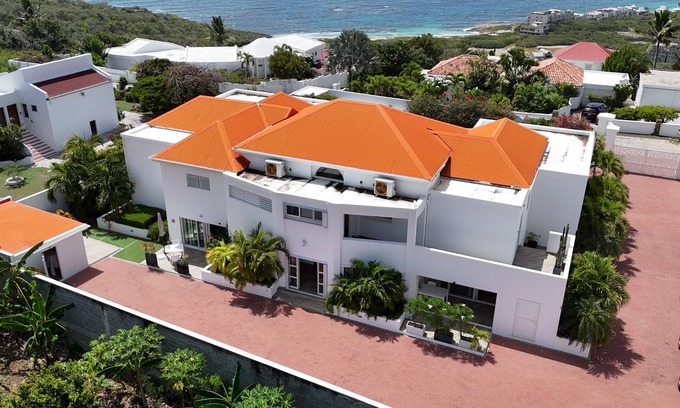 Dawn Beach Estates Villa | Villado