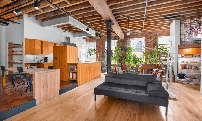 Greenwich Village Apartment | Village dream Loft w/huge separate office, piano, full floor, plants 3500 sq ft