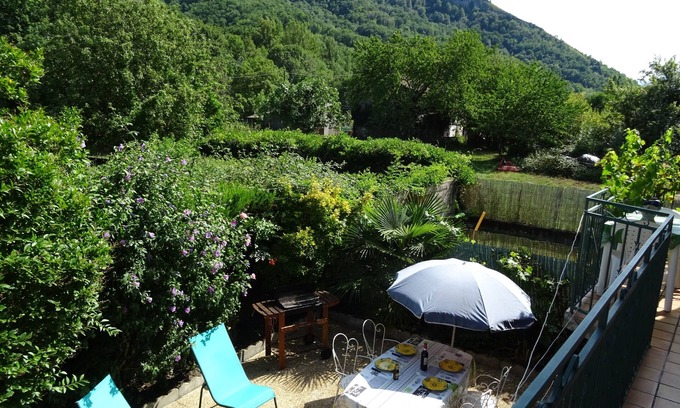 Moulis House | Village house at the foot of the Pyrenees