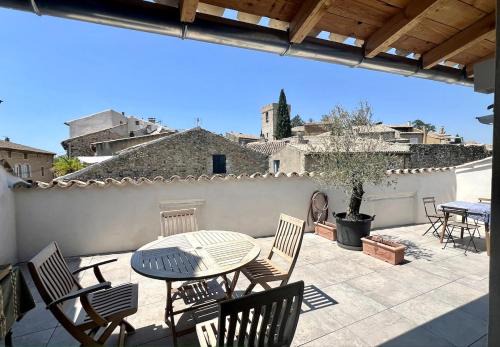 Villedieu House | Village house with character