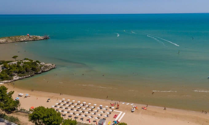Mandrione RV Rental | Villaggio Capo Vieste Camping