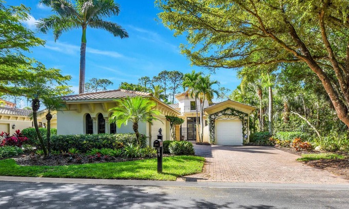 Mediterra House | Villalago: Relax, Recharge, and Discover Your Perfect Retreat