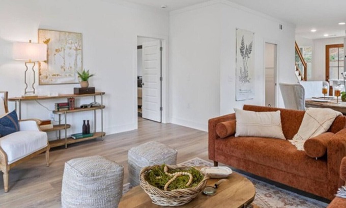 Jacksons' Gap House | Villas at Bay Ridge Unit 6