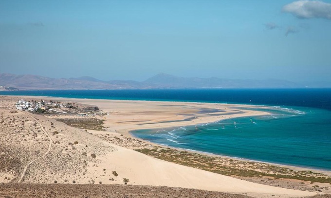 Esquinzo House | Villas El Paraiso