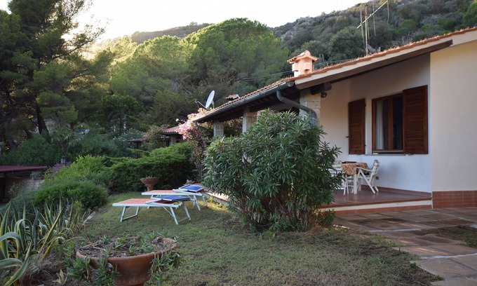 Campo nell'Elba House | Villetta Palombaia with sea view, discounted rates for ferry