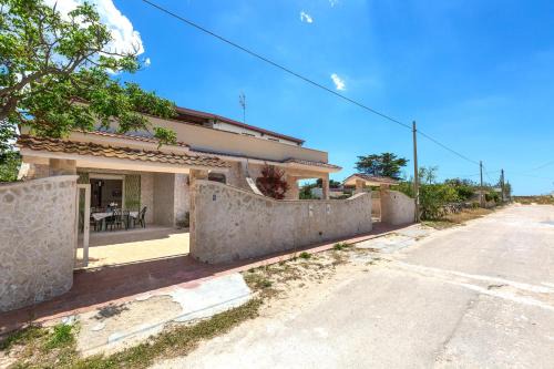 Punta Prosciutto House | Villetta Stefy by BarbarHouse