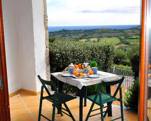 Tanaunella House | Villino Belvedere