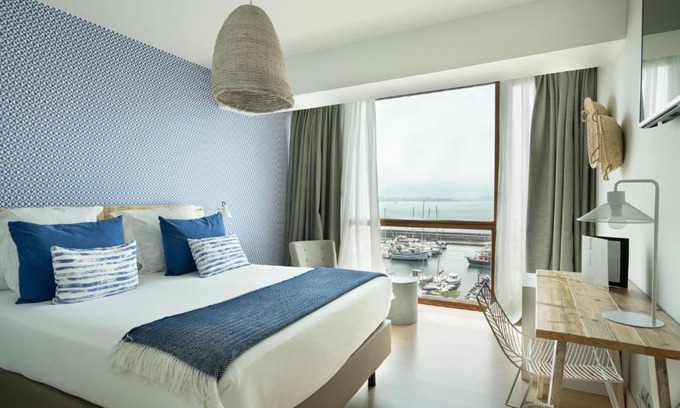 Santander Hotel | Vincci Puertochico