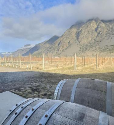 Okanagan-Similkameen House | Vineyard Home Casa De Herrera
