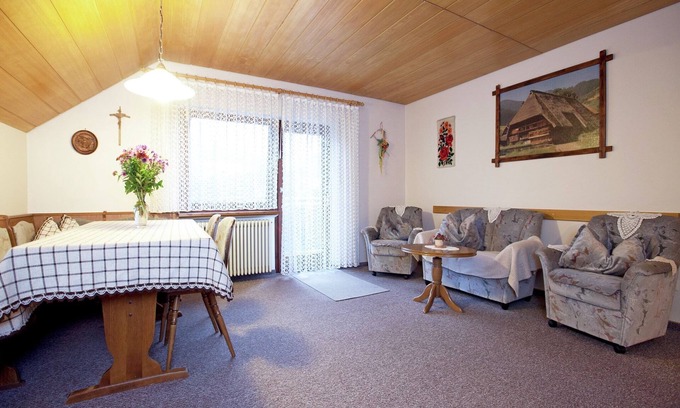 Bad Peterstal-Griesbach Apartment | Vineyard-View Apartment
