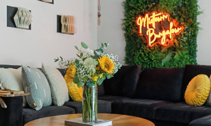 Old Southwest House | Vintage Boho Retreat in Reno's Midtown Arts District