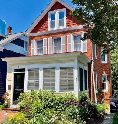 Annapolis House | Vintage Charm: Annapolis Retreat