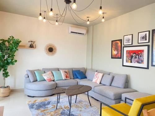 Zouk Mosbeh Apartment | Vinyl 3-Bedroom Apartment in Zouk Mikael