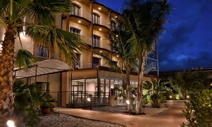 Divieto Hotel | Viola Palace Hotel