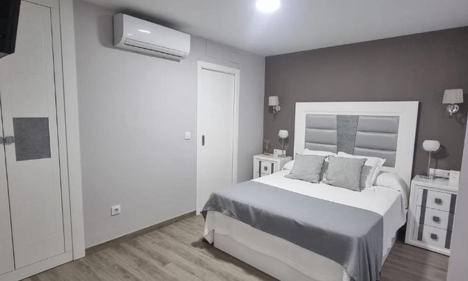 Baena Apartment | Virrey del Pino - Apartamento en Baena
