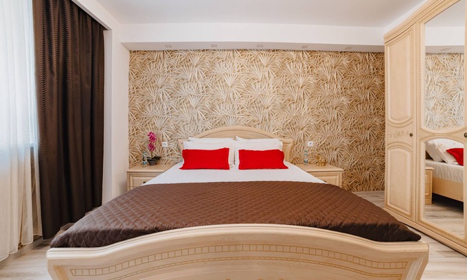 Brasov Apartment | Visit Romania By Brasov BnB 1