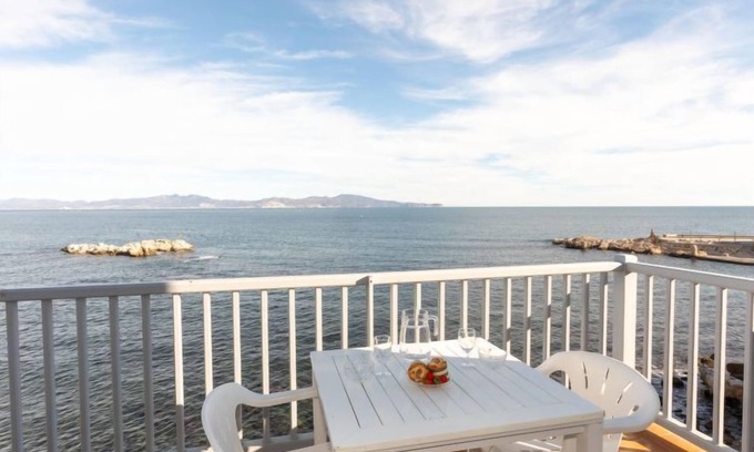 L'Escala Apartment | Vista a Mar by Interhome