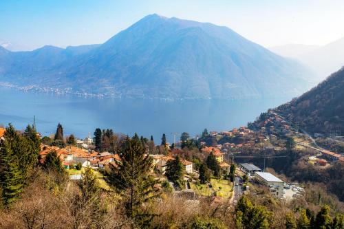 Dizzasco Apartment | Vista Argegno - by MyHomeInComo