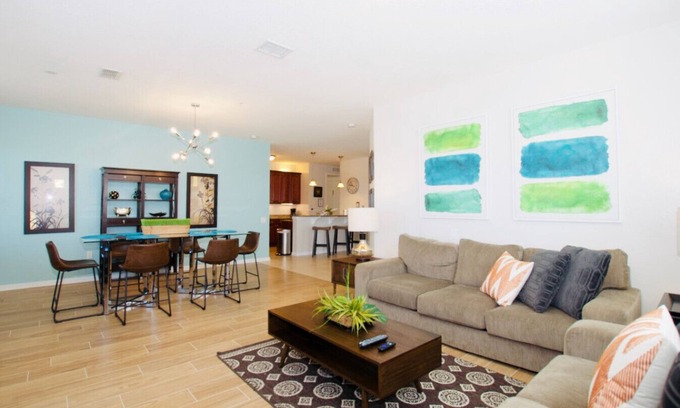 Florida Central Atlantic Coast Condo | Vista Cay at Epic Universe : Luxury Lakeview 4 bedroom condo