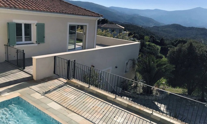 Oletta Villa | Vista luxury villa - Private pool - Panoramic view of Lake Padula