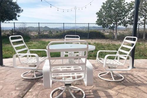 Winchester House | Vista Oasis Retreat - Southern California Wine Country - Mountain Views