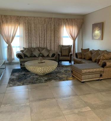 Parys House | Vista Retreat on 3222