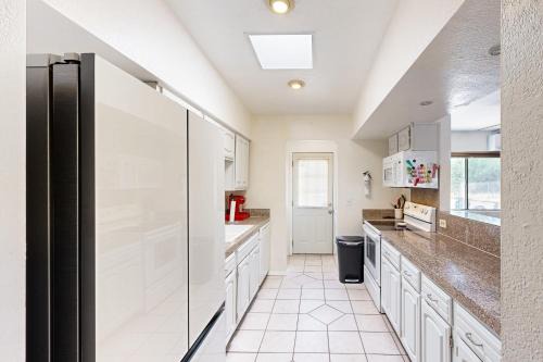 Sierra Vista House | Vista Sol Retreat