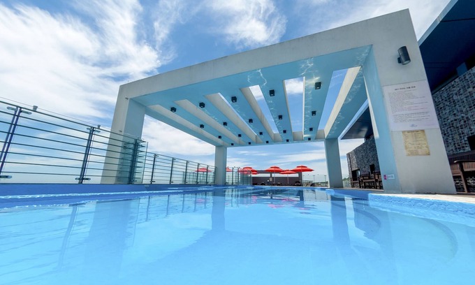 Seogwipo City Hotel | Vistacay Hotel Worldcup