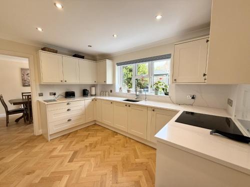 New Forest District House | Vitre Gardens