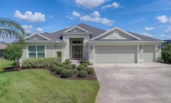 The Villages House | Viva Las Villages~ Near Brownwood!nn