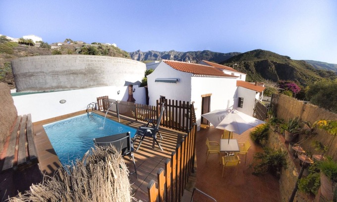 Hoya de Tunte Cottage | Vivelorural casa Tunte 1, piscina y terraza