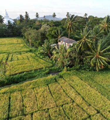 Yodakandiya House | Viveka Inn Guest and Yala Safari