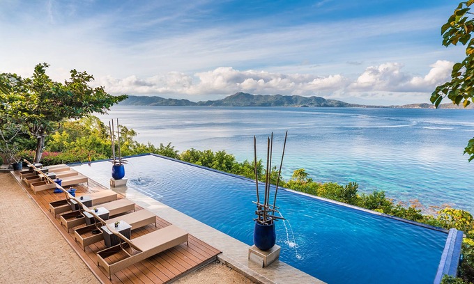 Bagalangit Hotel | Vivere Azure