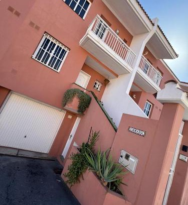 San Isidro House | Vivienda vacacional Lomada