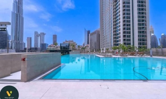 Bur Dubai Apartment | Vogue full Burj Khalifa View Dubai Mall