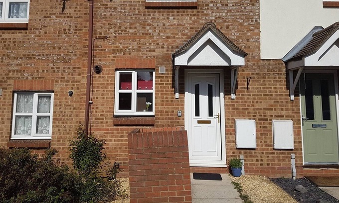 Netley House | Vokes House, Sleeps 7
