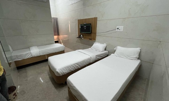 Dwarka Hotel | Vrajvashi -Home stay Dwarka