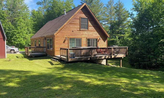 Pittsfield House | VT Cabin, close to Killington Mountain and lakes.