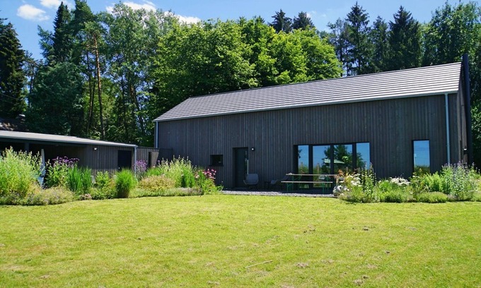 Breitscheid Villa | Wäller Haus - Design home with fireplace & private fenced garden