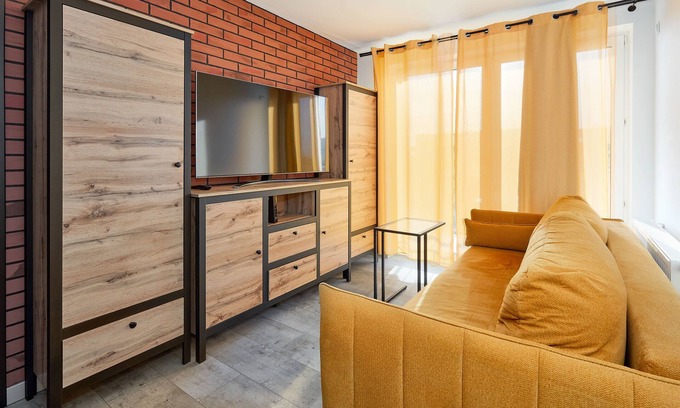 Nowe Miasto Apartment | Wagrowska Modern Apartment