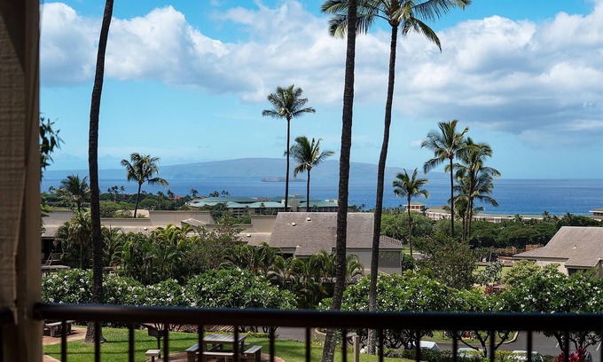 Wailea Condo | Wailea Ekolu 510 - Ocean Views, Private Lanais, Renovated 2-Story with Split AC!
